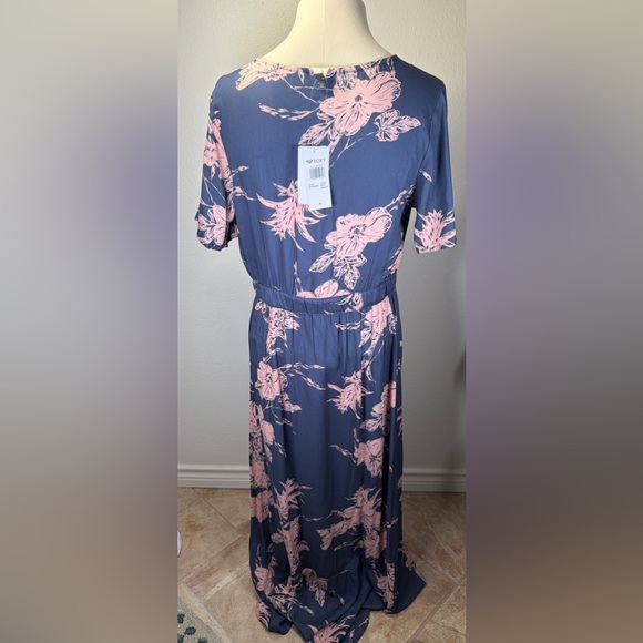 Roxy NWT Bright By Daylight Maxi Dress - Size M - Picture 4 of 13